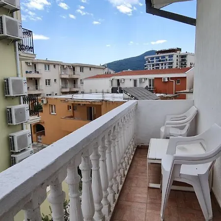 Vila Luka * Budva